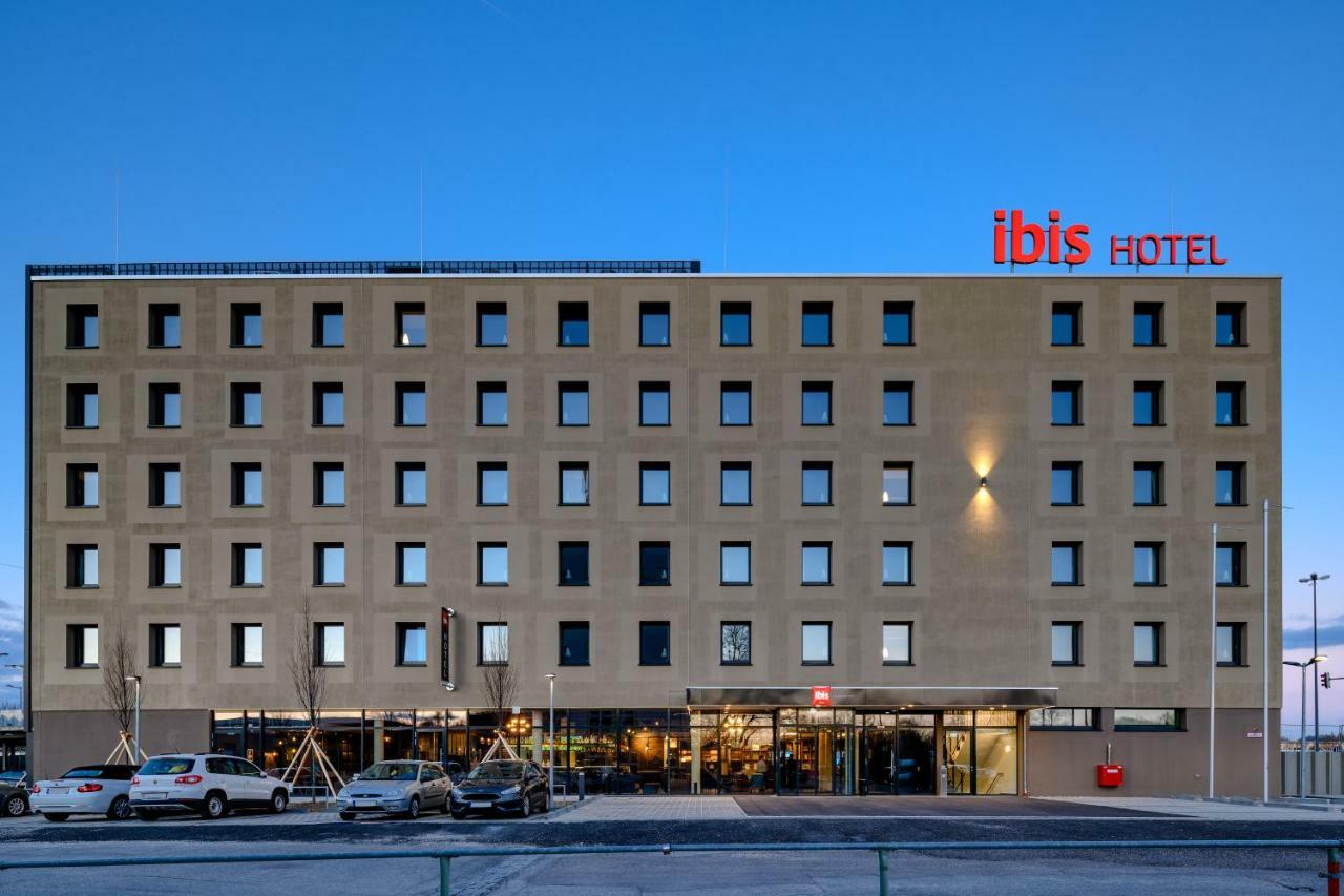 Ibis Landshut City Екстериор снимка